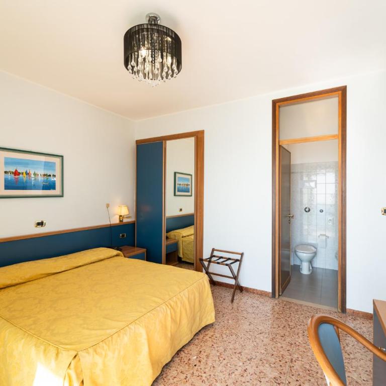 Hotel Souvenir - Camera Matrimoniale/Doppia con Letti Singoli con Balcone e Vista Mare Frontale - 2