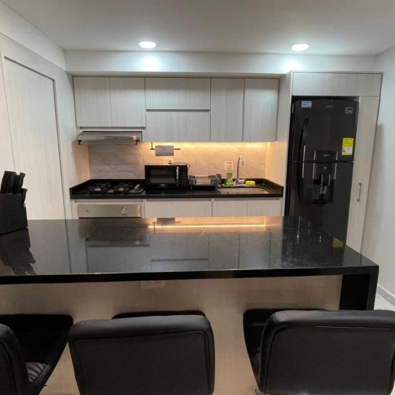 Moderno Apartamento Primer Piso Cerca de Pereira - Apartamento de 2 dormitorios - 2