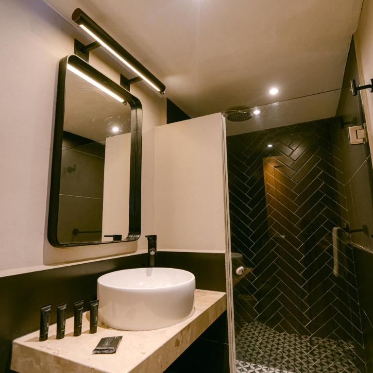Crisol - Frente a la Parroquia de San Miguel Arcángel - Habitación Deluxe - 2
