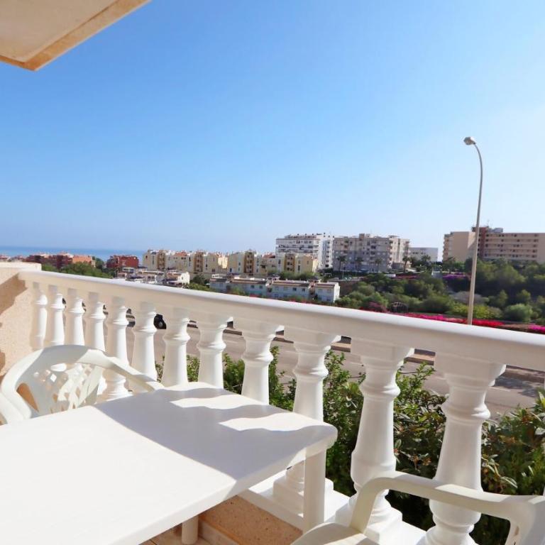 R-2428 APARTAMENTO CORINTO - Apartamento con vistas al mar - 4