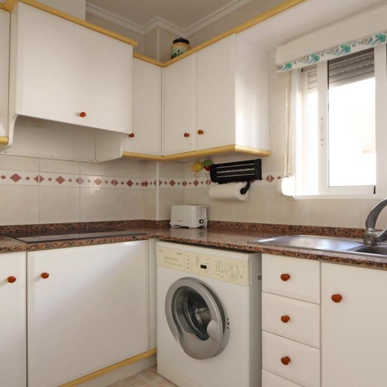 R-2428 APARTAMENTO CORINTO - Apartamento con vistas al mar - 10