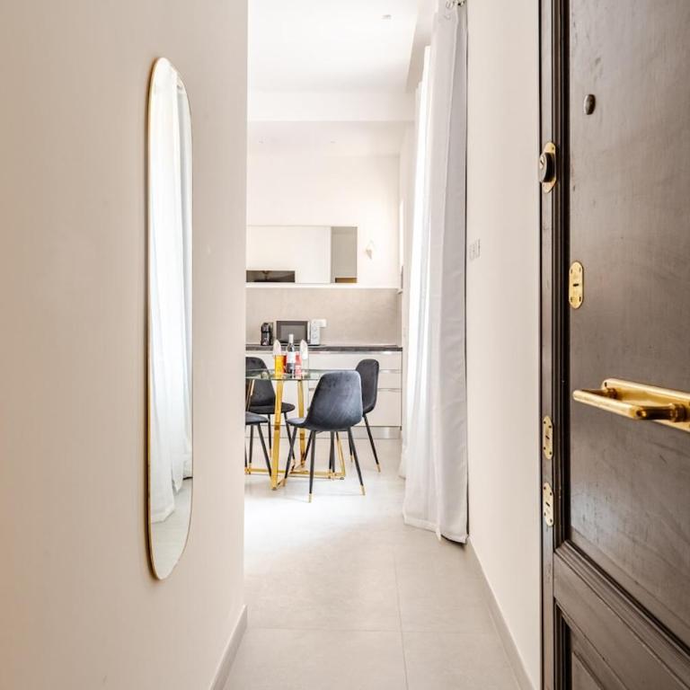 Deluxe Apartment ROMA CENTRO - Villa Borghese - Two-Bedroom Apartment - 6