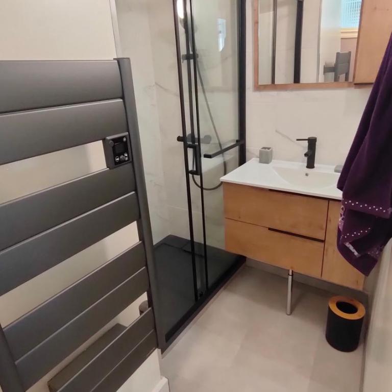 L'Escale Zen # Parking - WIFI Fibre - Au Calme - Appartement 1 Chambre - 3