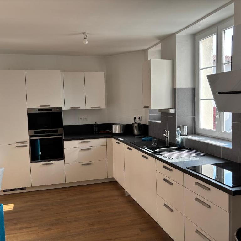 Nouveau magnifique T3 Cœur de Dax - Parking dans résidence - Two-Bedroom Apartment with City View - 7
