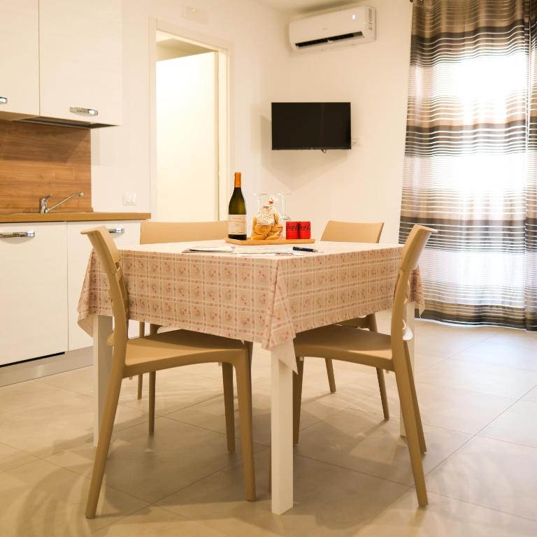 Dimora Glamour - Appartamento con 2 Camere da Letto - 5