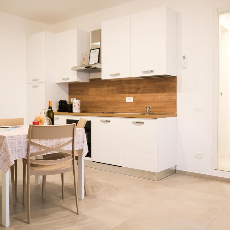 Dimora Glamour - Appartamento con 2 Camere da Letto - 6