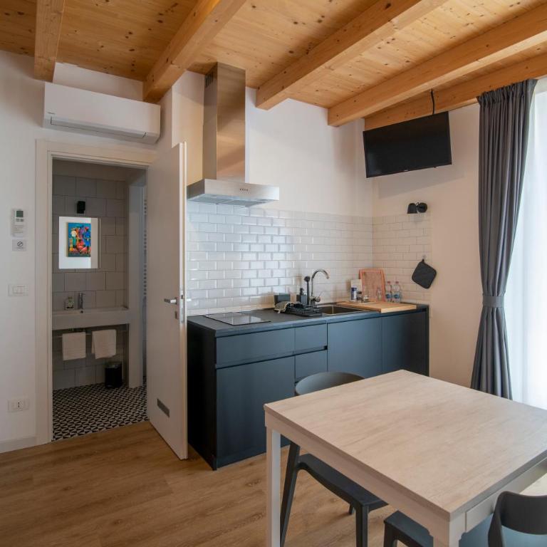 ALOE Comfort Rooms - Casa Vacanze - 23