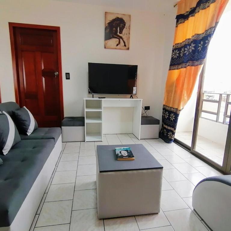 Departamento 28 - Three-Bedroom Apartment - 2
