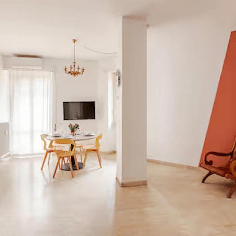 Casa Bella - Appartamento con 2 Camere da Letto e Terrazza - 14