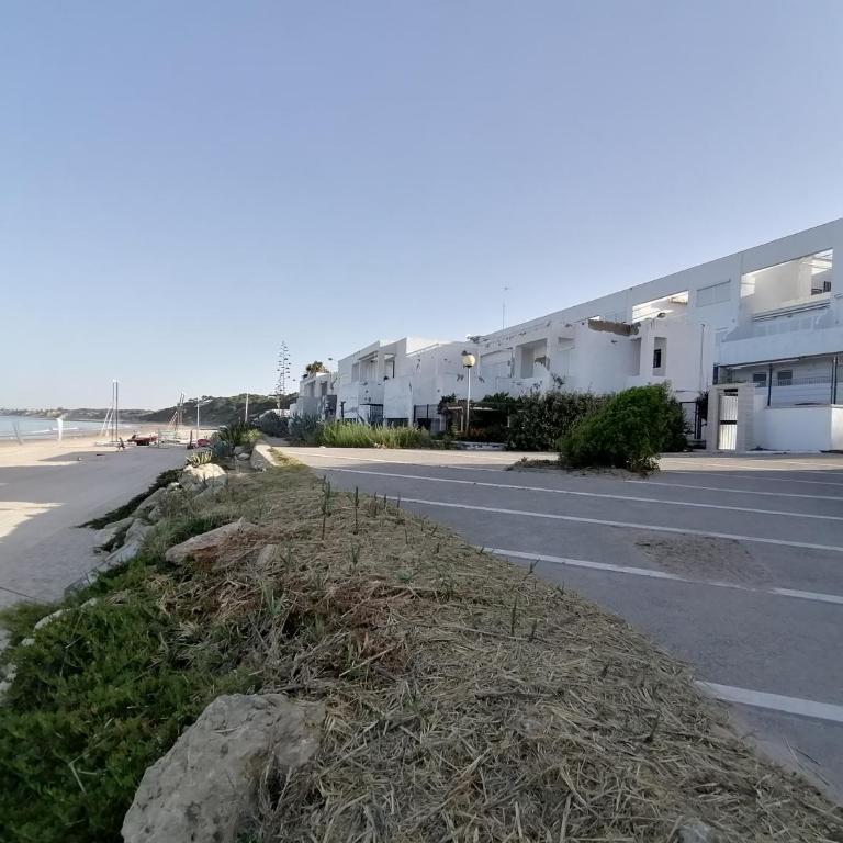 Apartamento junto a PLAYA LAS REDES-VISTAHERMOSA, CADIZ - Apartamento de 2 dormitorios - 1