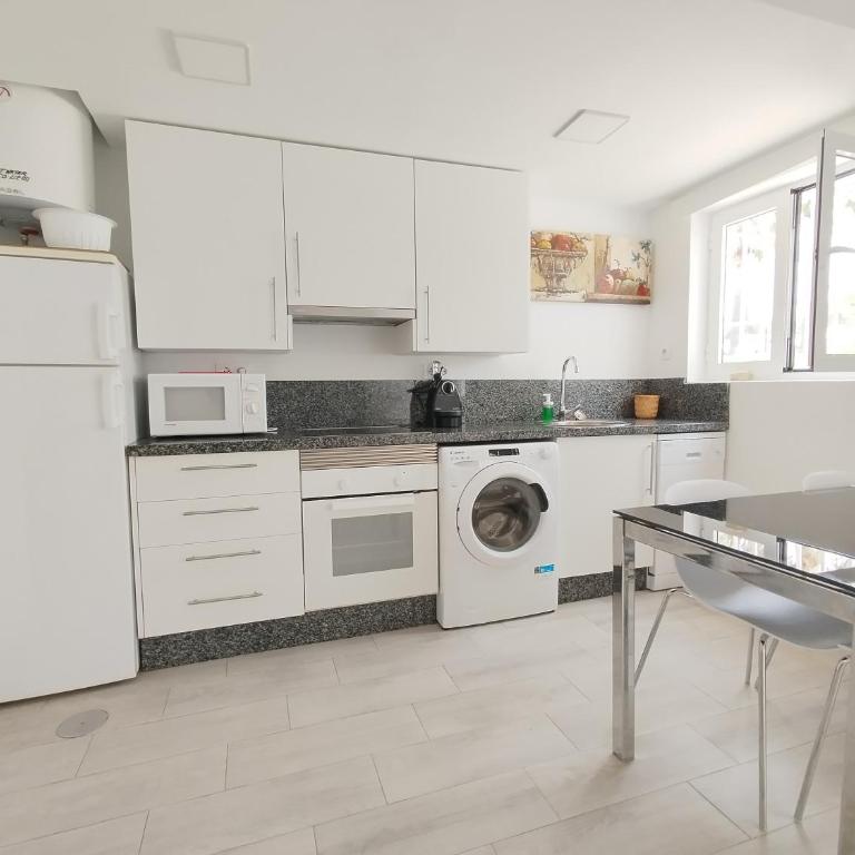 Apartamento junto a PLAYA LAS REDES-VISTAHERMOSA, CADIZ - Apartamento de 2 dormitorios - 10