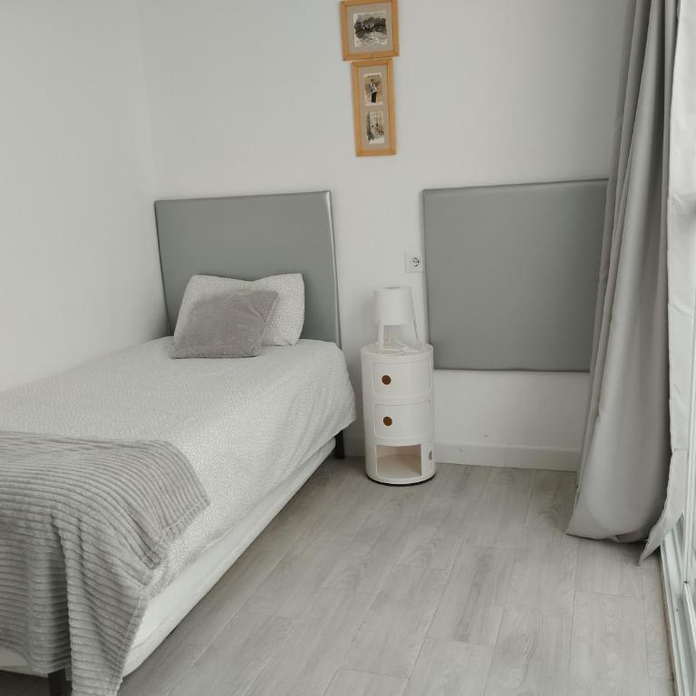 Apartamento junto a PLAYA LAS REDES-VISTAHERMOSA, CADIZ - Apartamento de 2 dormitorios - 15
