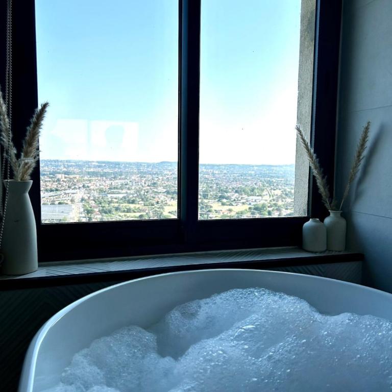 Cosy studio - Baignoire balnéo et Clim - Apartment mit 1 Schlafzimmer - 12