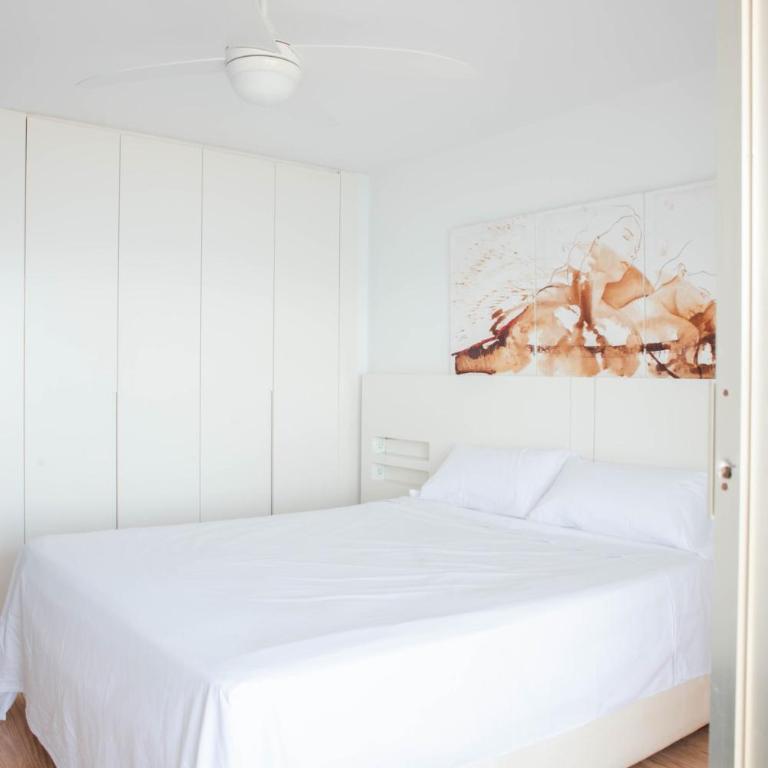 Vistas Bahía - Two-Bedroom Apartment with Sea View - 17