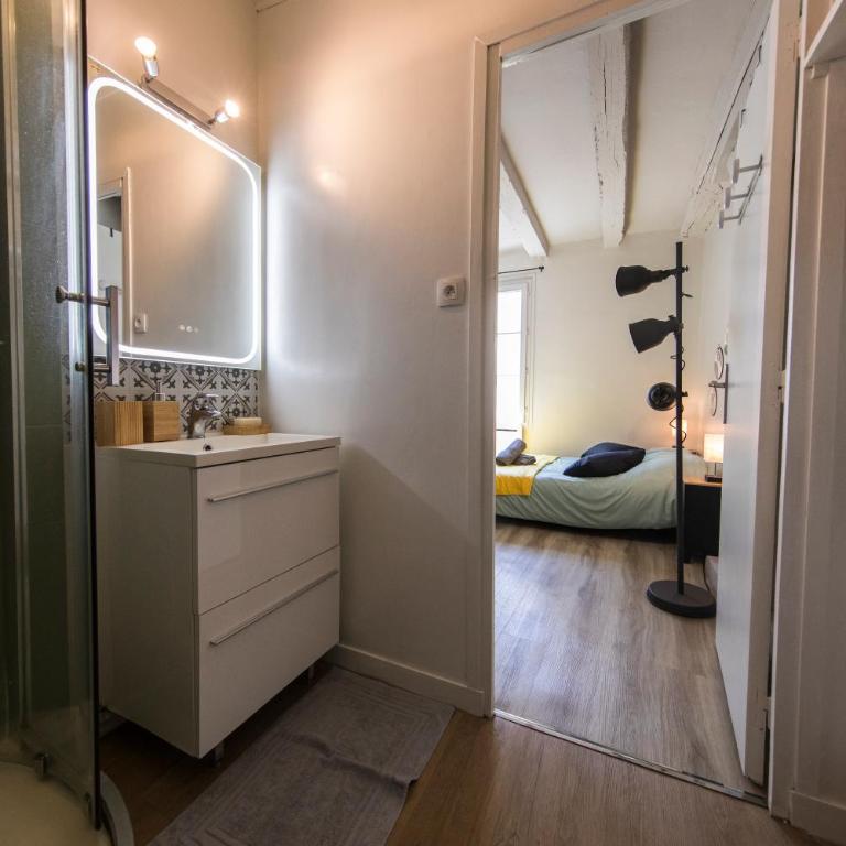 Studio Cosy Les 3 écritoires, hyper centre, wifi, VELORA - One-Bedroom Apartment - 15