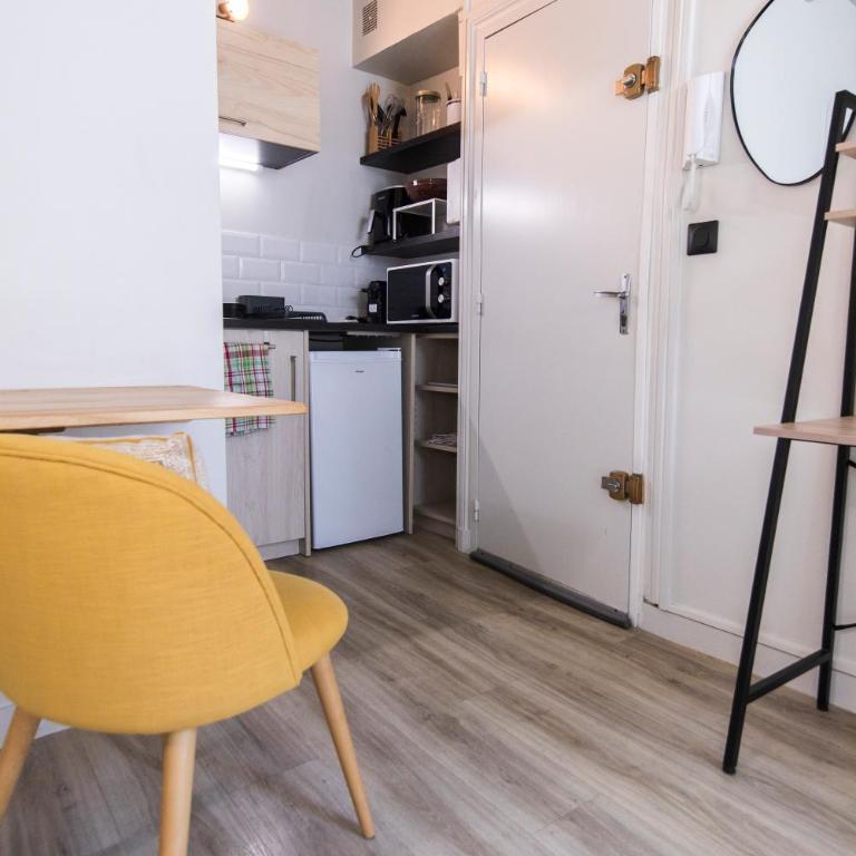 Studio Cosy Les 3 écritoires, hyper centre, wifi, VELORA - One-Bedroom Apartment - 13