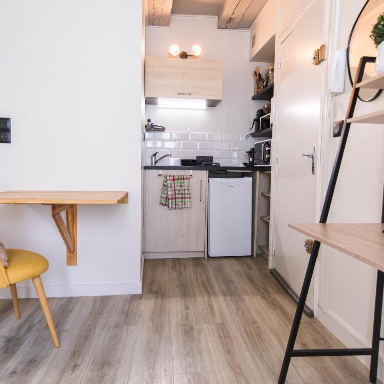 Studio Cosy Les 3 écritoires, hyper centre, wifi, VELORA - One-Bedroom Apartment - 14