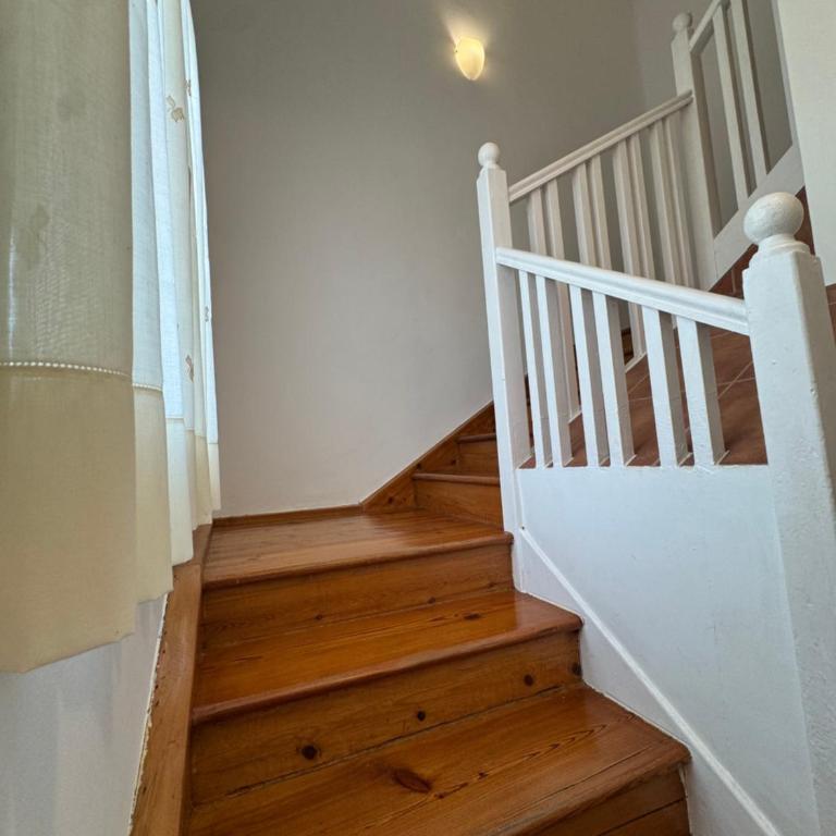 Casa Verde Logroño - Four-Bedroom House - 11