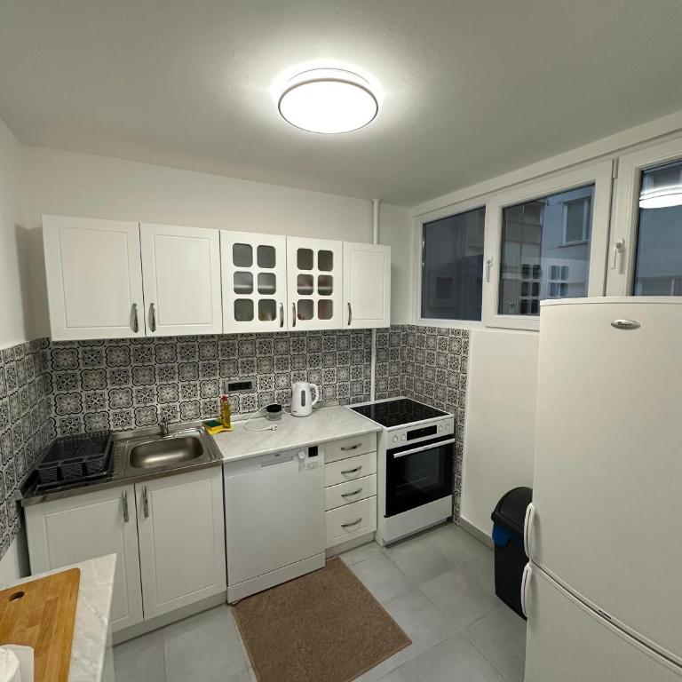 Johanna Apartmani - Two-Bedroom Apartment with Garden View - 3