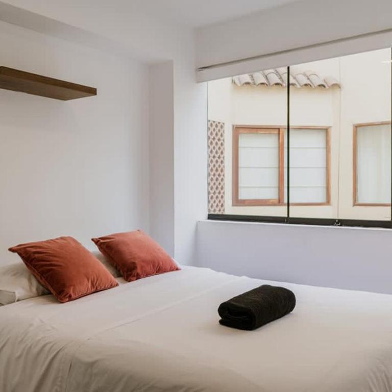 Elegant 2BR Duplex with Style - Apartamento - 15