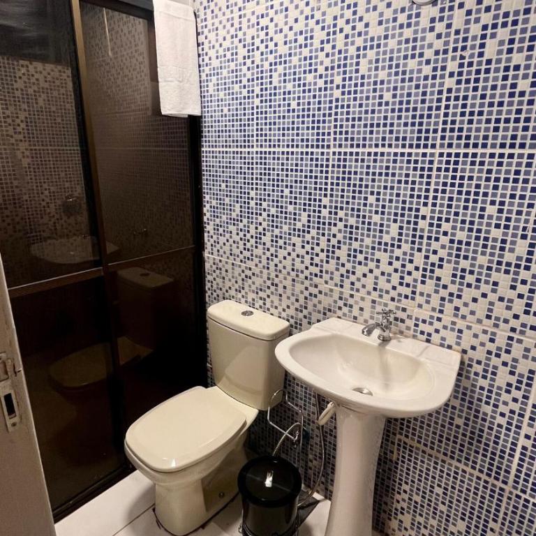 Apartamento 3 dormitorios Ciudad del Este - Three-Bedroom Apartment - 17