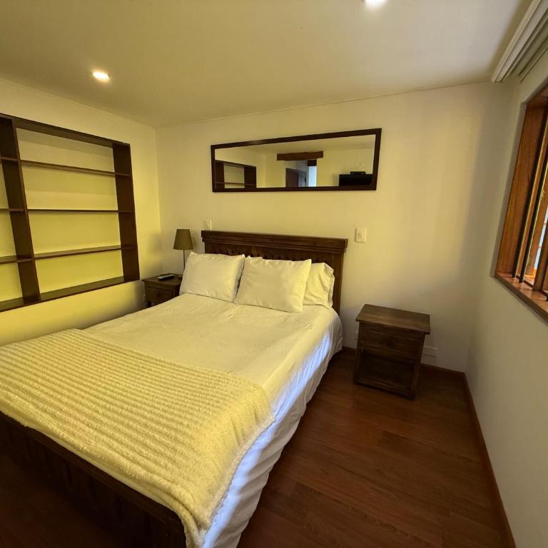 Apartaestudios La Candelaria - Apartamento con vistas al jardín - 3