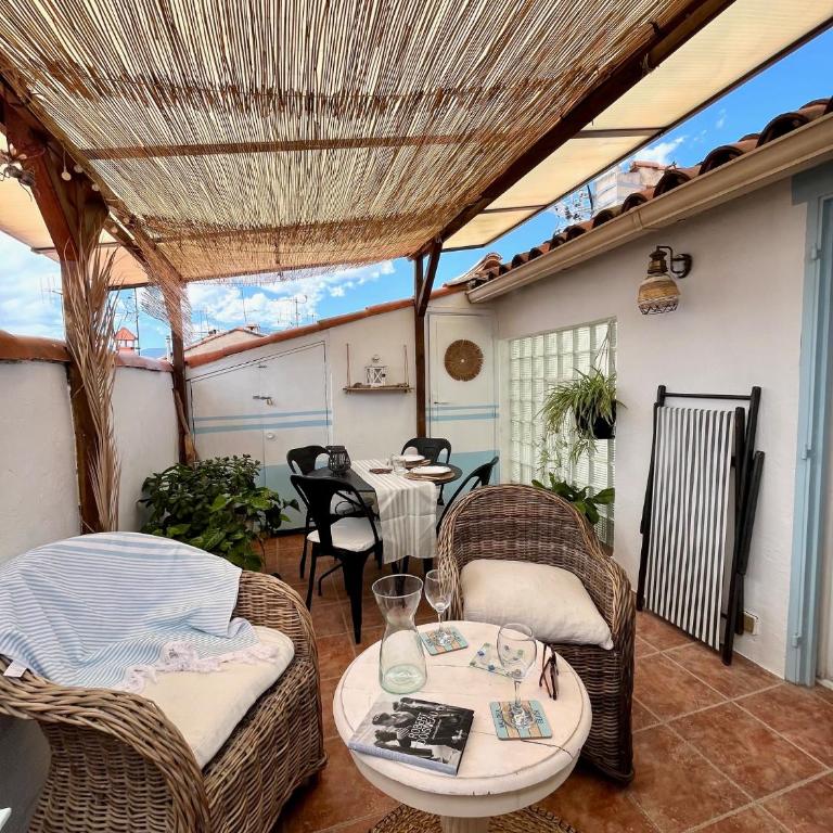 Joli cocon sous les toits au cœur de Vence et sa charmante terrasse tropezienne - Appartement 1 Chambre - 39
