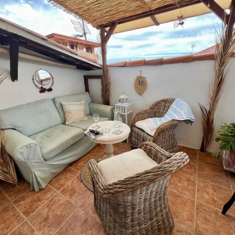 Joli cocon sous les toits au cœur de Vence et sa charmante terrasse tropezienne - Appartement 1 Chambre - 42