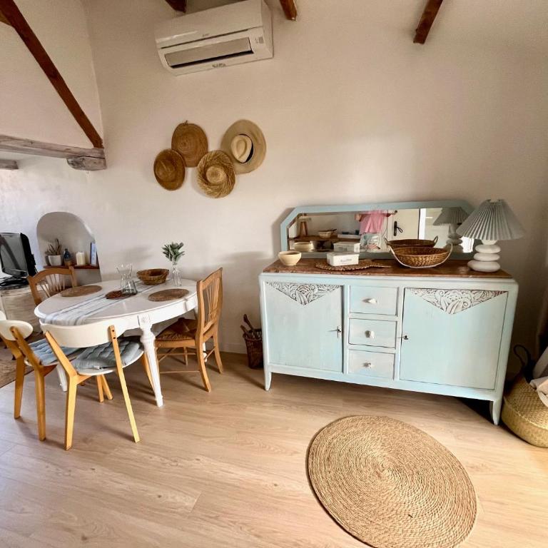 Joli cocon sous les toits au cœur de Vence et sa charmante terrasse tropezienne - Appartement 1 Chambre - 7