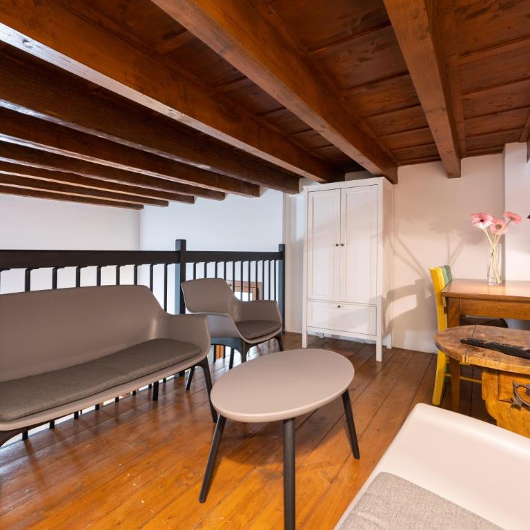 Oriuolo 8 - Appartamento con 2 Camere da Letto - 2