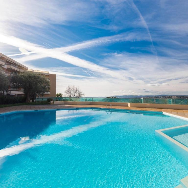 Appartement calme avec piscine Vue mer & montagne - Appartamento con 1 Camera da Letto - 4