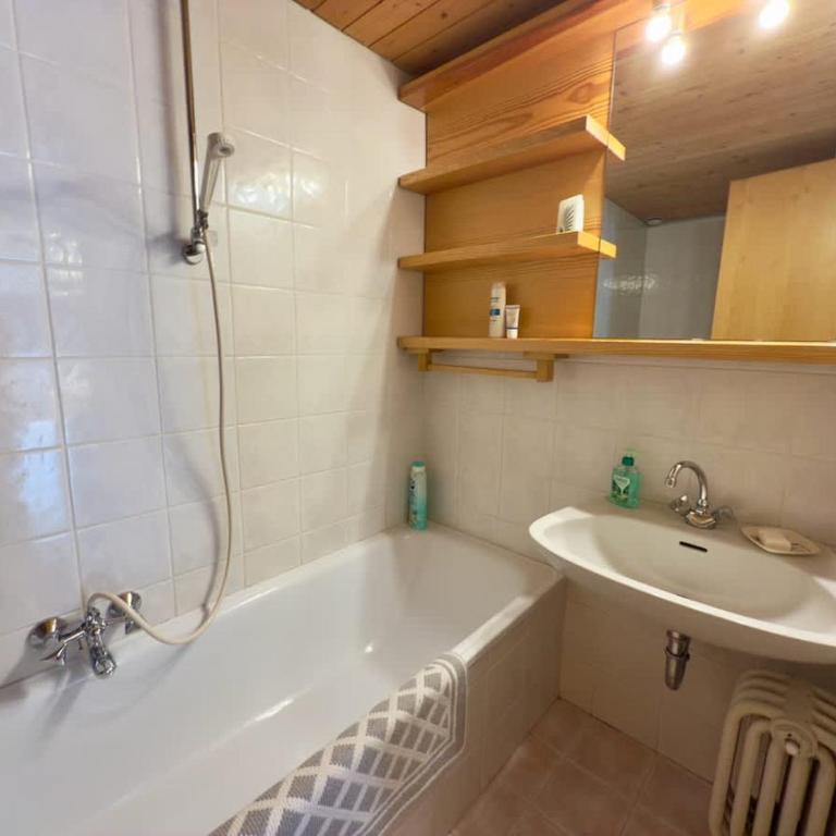 Sole Alto Charm, Parking & Wi-Fi - Appartamento - 5