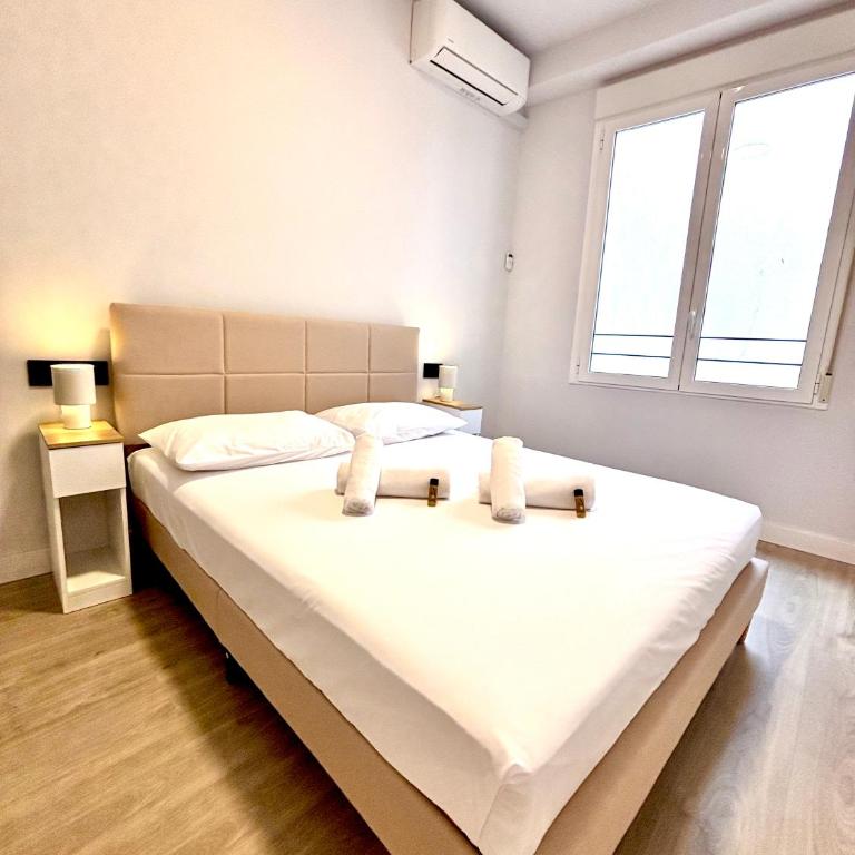 Casa Valencians - Two-Bedroom Apartment - 8