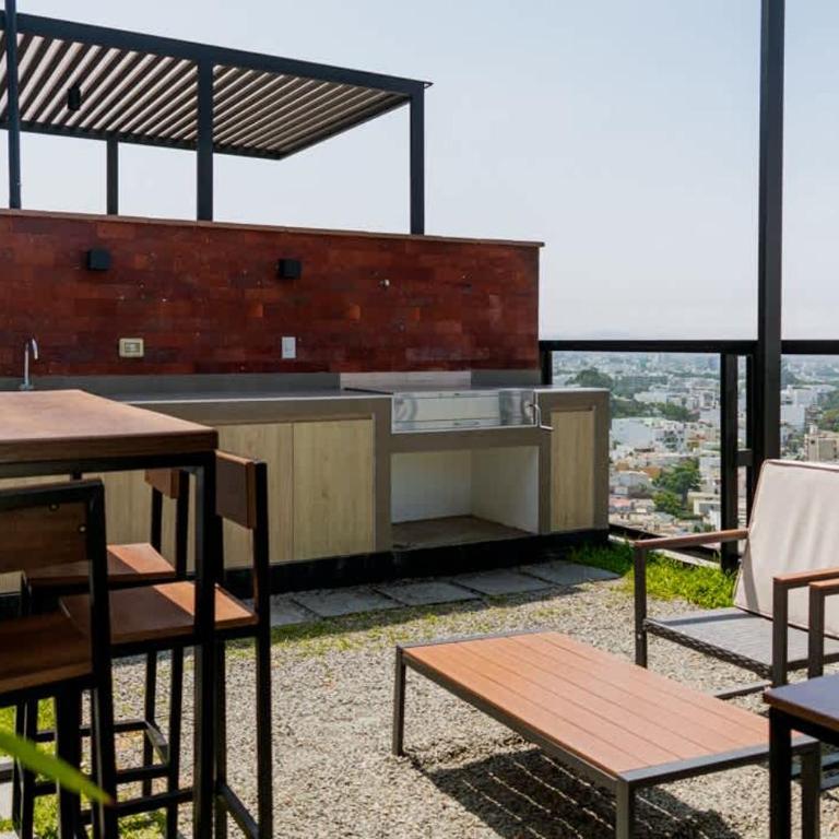 Brezzo Poolside Living 2BR in Miraflores - Apartment - 6
