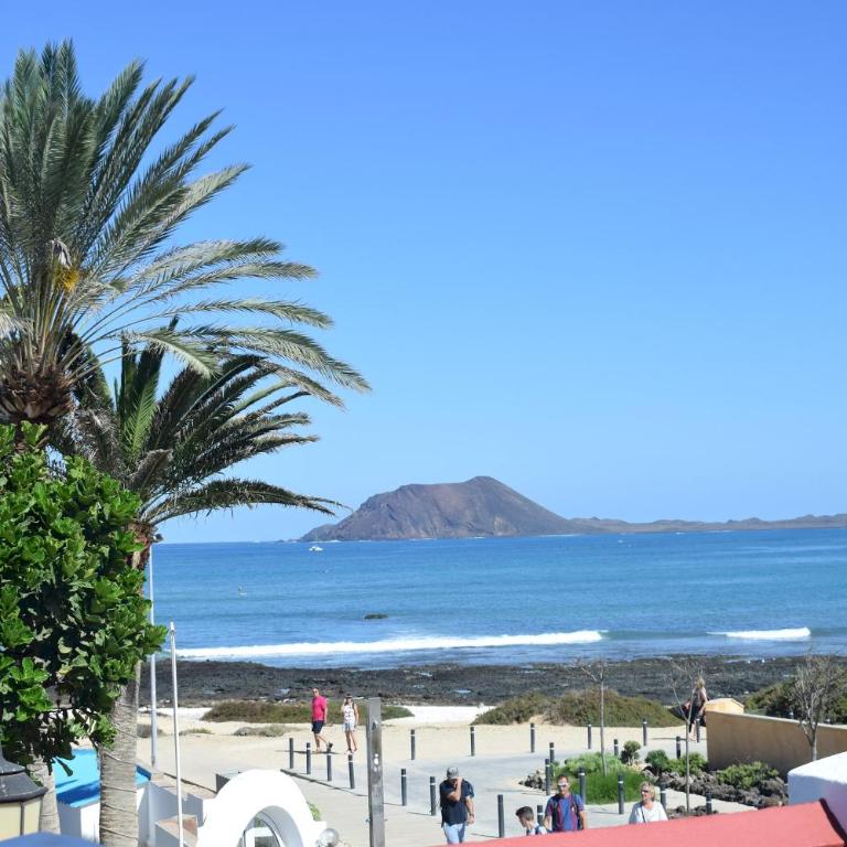 Beach Villa Eter with Private Pool BBQ in Heart of Corralejo by Amazzzing Travel - Villa - 1