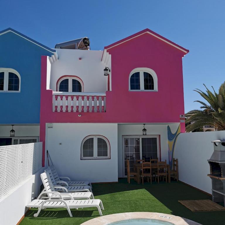 Beach Villa Eter with Private Pool BBQ in Heart of Corralejo by Amazzzing Travel - Villa - 6
