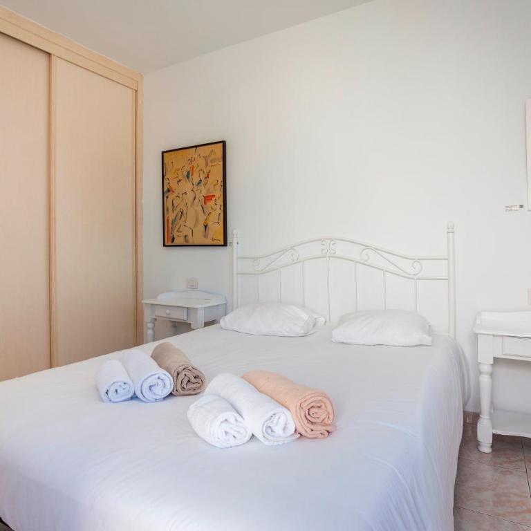 Beach Villa Eter with Private Pool BBQ in Heart of Corralejo by Amazzzing Travel - Villa - 34