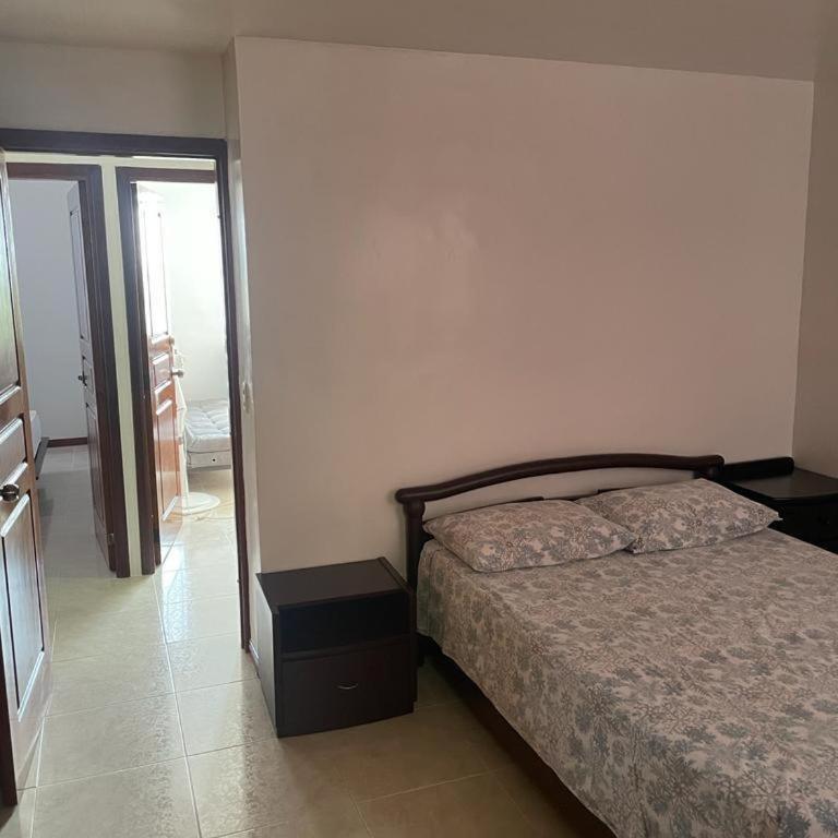 Conjunto Residencial Altamira - One-Bedroom Apartment - 6