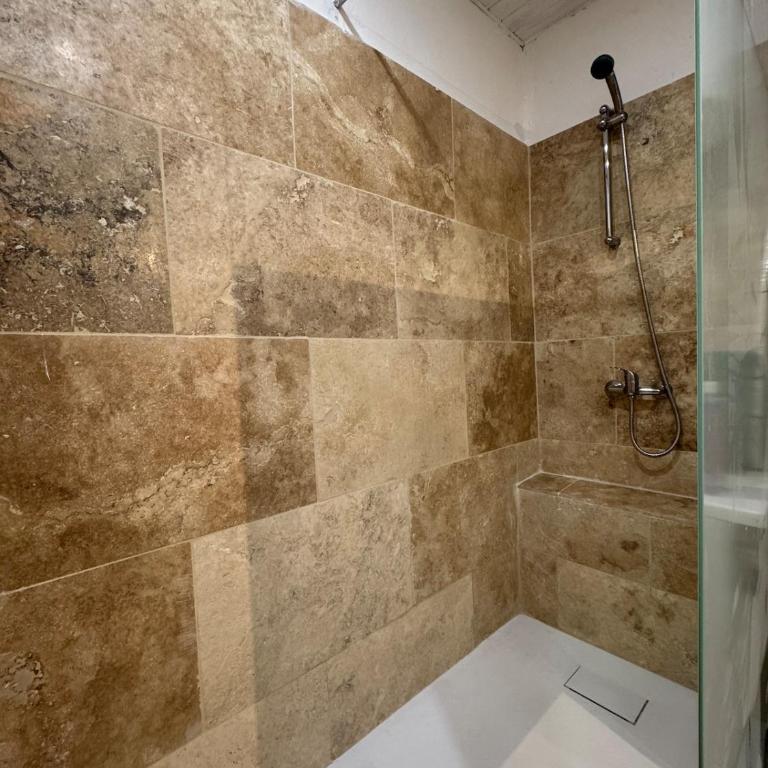 Magnifique studio centre historique n4 - One-Bedroom Apartment - 15