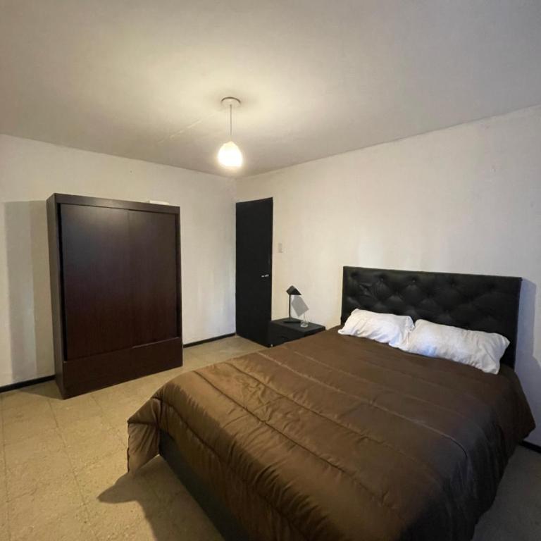 Depto Guemes exc ubicación - Apartamento de 1 dormitorio - 3