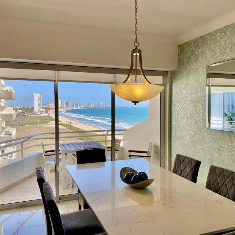 FRENTE AL MAR A PIE DE PLAYA CON ALBERCA yJACUZZY - Two-Bedroom Apartment - 7