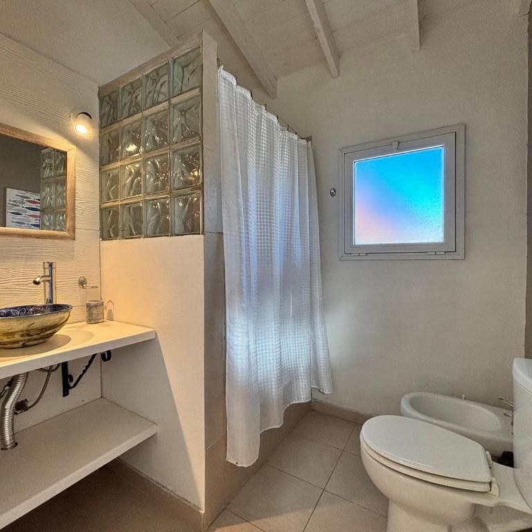 Casa luminosa con pileta y estilo mediterráneo en Costa Esmeralda - Casa de 3 dormitorios - 22