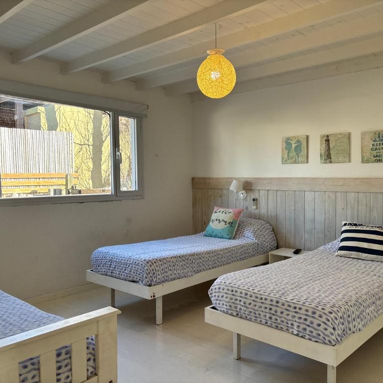 Casa luminosa con pileta y estilo mediterráneo en Costa Esmeralda - Casa de 3 dormitorios - 42