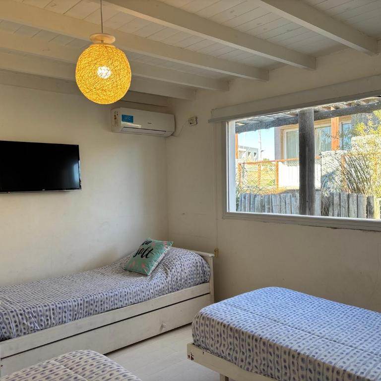 Casa luminosa con pileta y estilo mediterráneo en Costa Esmeralda - Casa de 3 dormitorios - 10