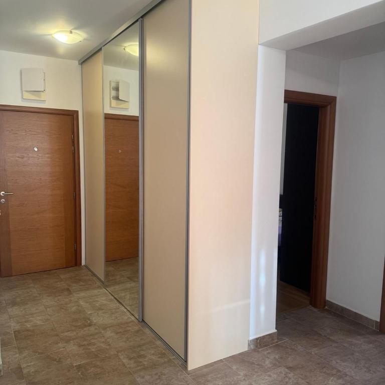 Sadutas Bečići - Two-Bedroom Apartment - 13