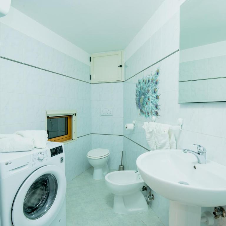 Palazzo Auramaris - Appartamento con 2 Camere da Letto - 10