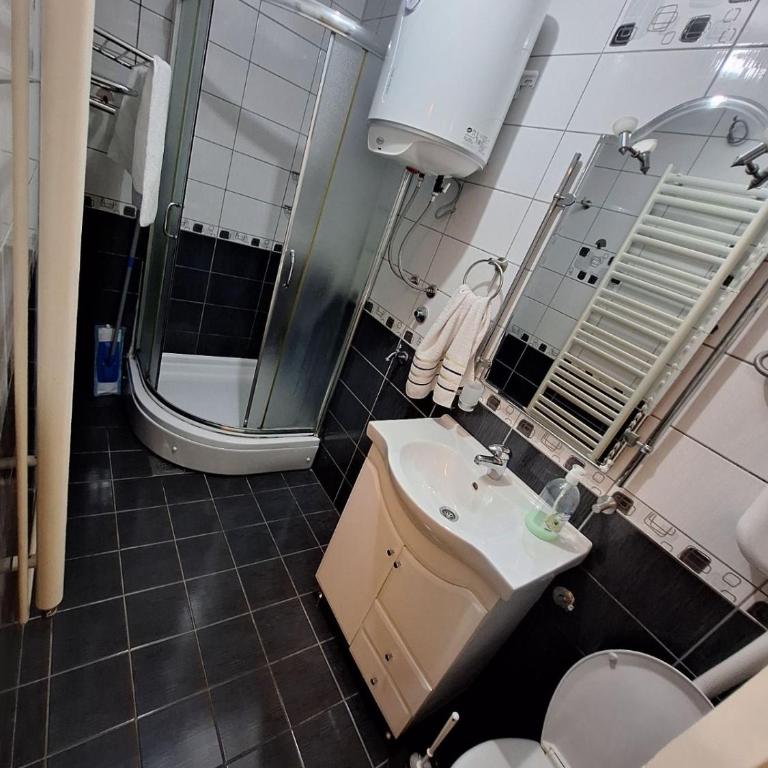 Nova varos apartman - Two-Bedroom Apartment - 16