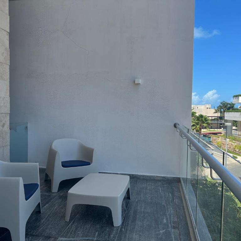 Comfy 3BR, near the beach - Apartment - 15