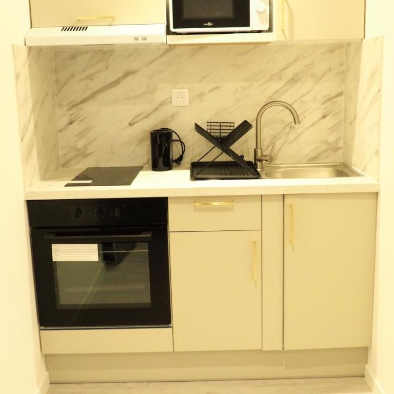 Résidence Coeur de Lourdes - Studio Apartment - 3