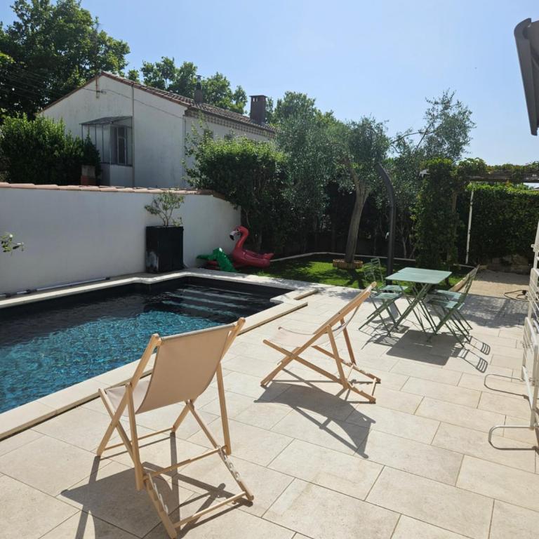 VILLA EN PROVENCE AVEC PISCINE AU CALME À ARLES - Camargue - Villa con Piscina Privata - 29
